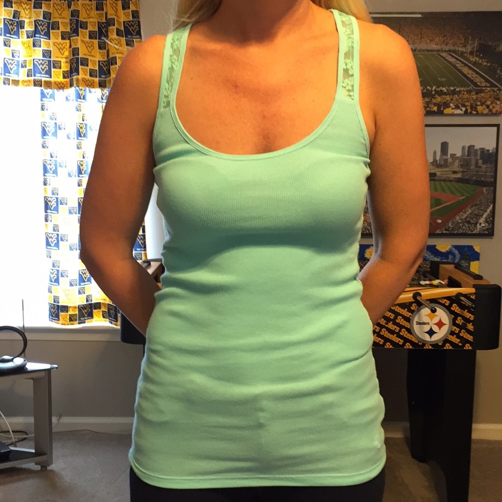 💐 host pick -NWOT. American Eagle Outfitters, tank top